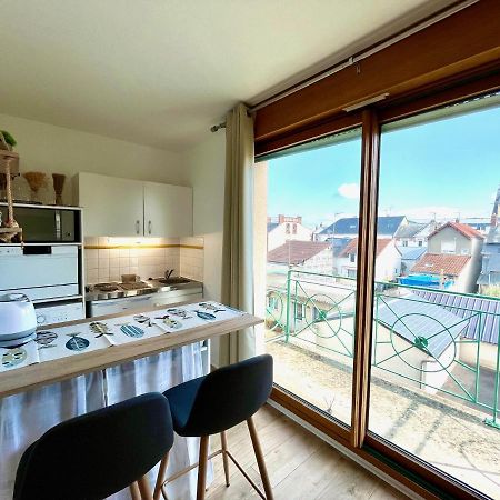 Salm, Coquet Studio Avec Balcon Ouistreham Buitenkant foto